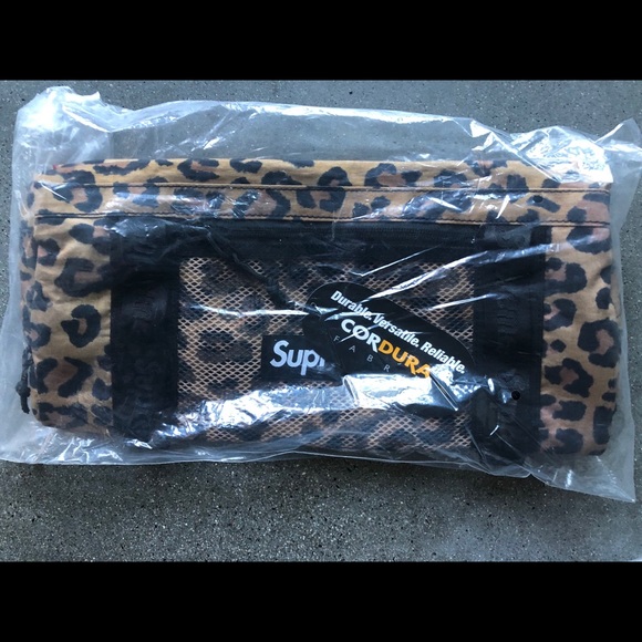*BRAND NEW* SUPREME FW20 Cheetah Print Zip Tote - Picture 2 of 2